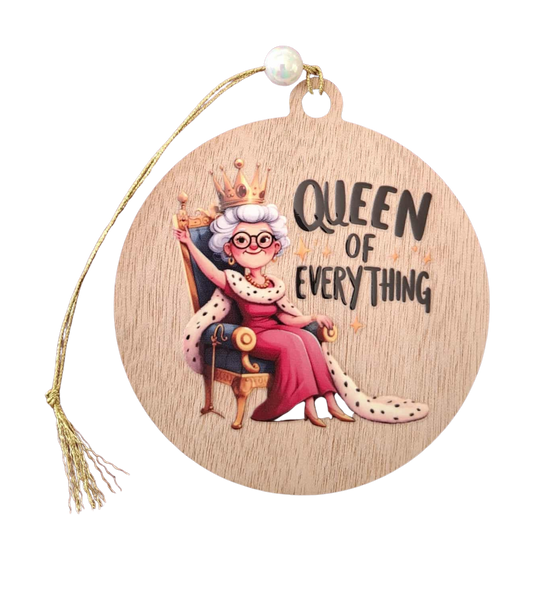 Queen of everything small hanging sign