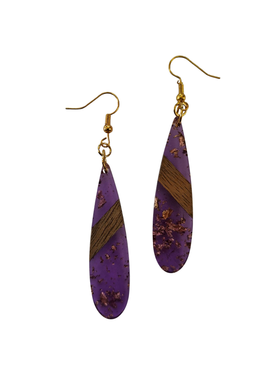 Glittery resin and wood drop earrings - purple