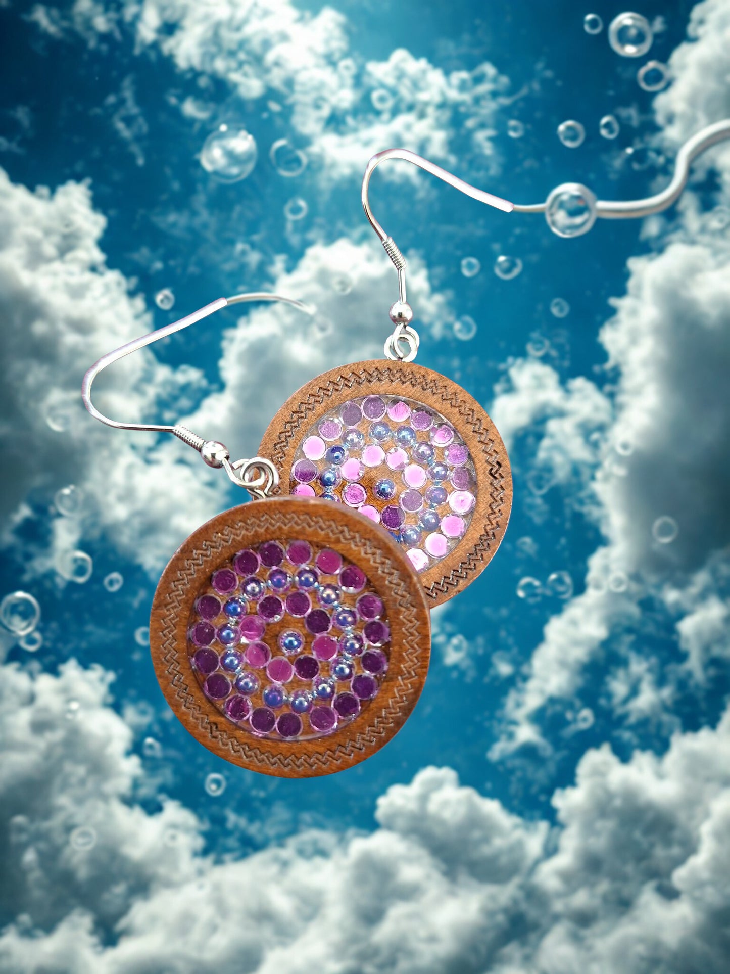 Wood and resin "bubble" earrings - purple and blue
